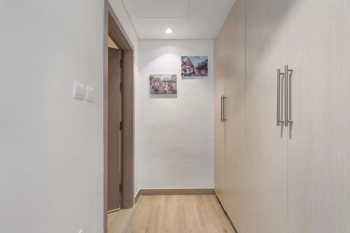 Prime Location 2Br Apartment With Pool & Dining Nearby 0*, Αμπού Ντάμπι Ηνωμένα Αραβικά Εμιράτα
